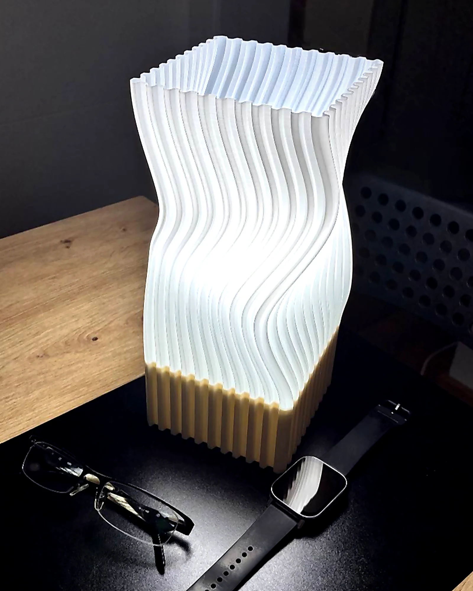 Kvadratna bela 3D lampa
